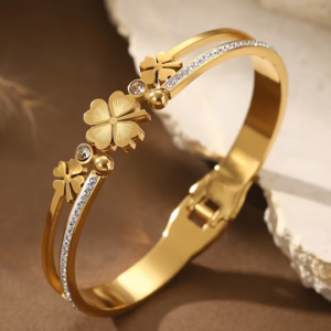 Four-Leaf Clover Bracelet for Ladies